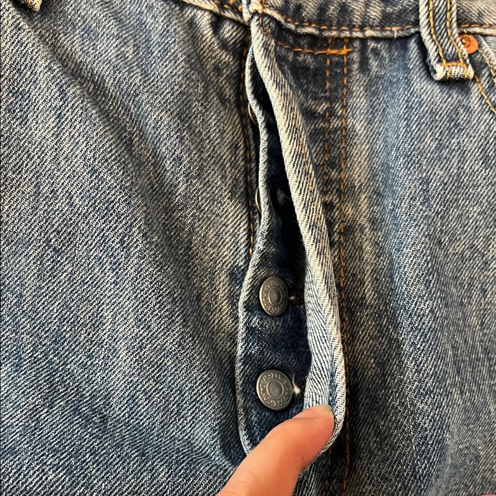 Levi's Classic Straight Denim Jeans - Picture 3 of 14